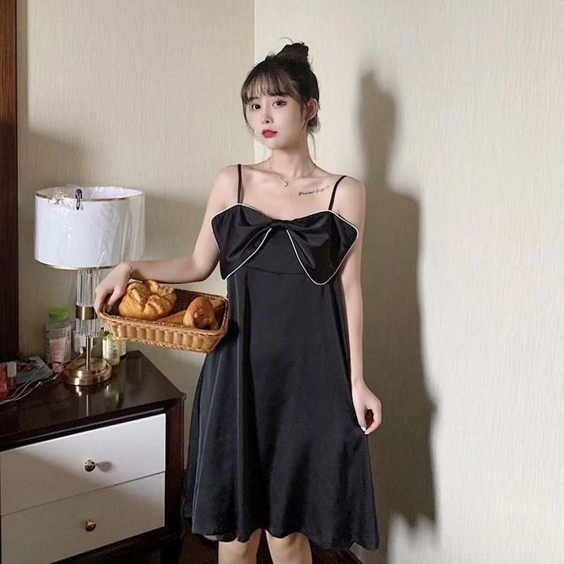 

Женская шелковая ночная рубашка, летняя пикантная однотонная Повседневная Милая Пижама на бретельках с бантом