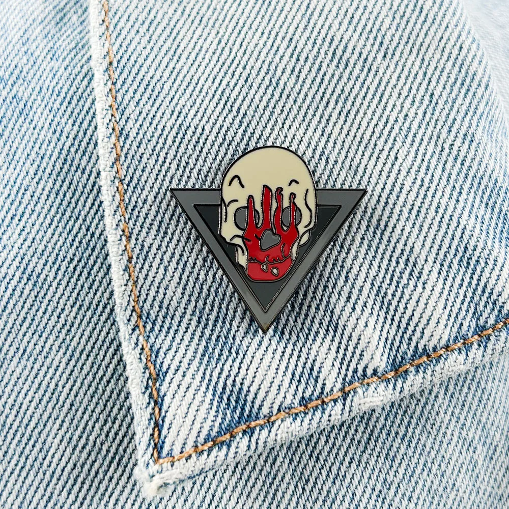 بلدور بوابة عبادة الرمز المطلق المينا دبوس العوالم المنسية شارة الجمجمة بروش ألعاب آر بي جي هدية #2