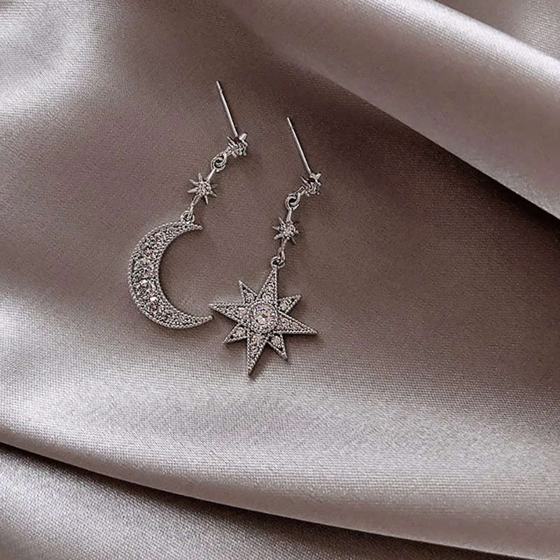 Statement Gold Color Eight Pointed Star Stud Earrings for Women Tarnish Resistant Earring Piercing Accessory Jewelry Gift