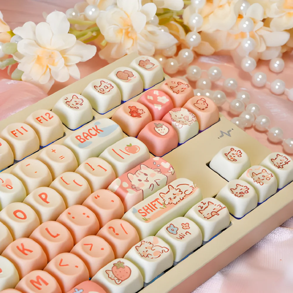 

MAO Light Pink Strawberry Kitten PBT Dye Keycap 132 Key Cute Cartoon Keycap for Mx Switch Mechanical Keyboard 6.25u Space GMK67