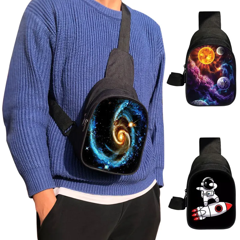 

Space Astronaut Print Chest Bag Galaxy Men Outdoor Shoulder Bags for Travel Star Night Women Crossbody Bag Wallet Phone Holder