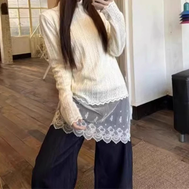 

Lace Patchwork Semi-turtleneck Long-sleeved T-shirt Base Shirt Women's Winter Underwear Top