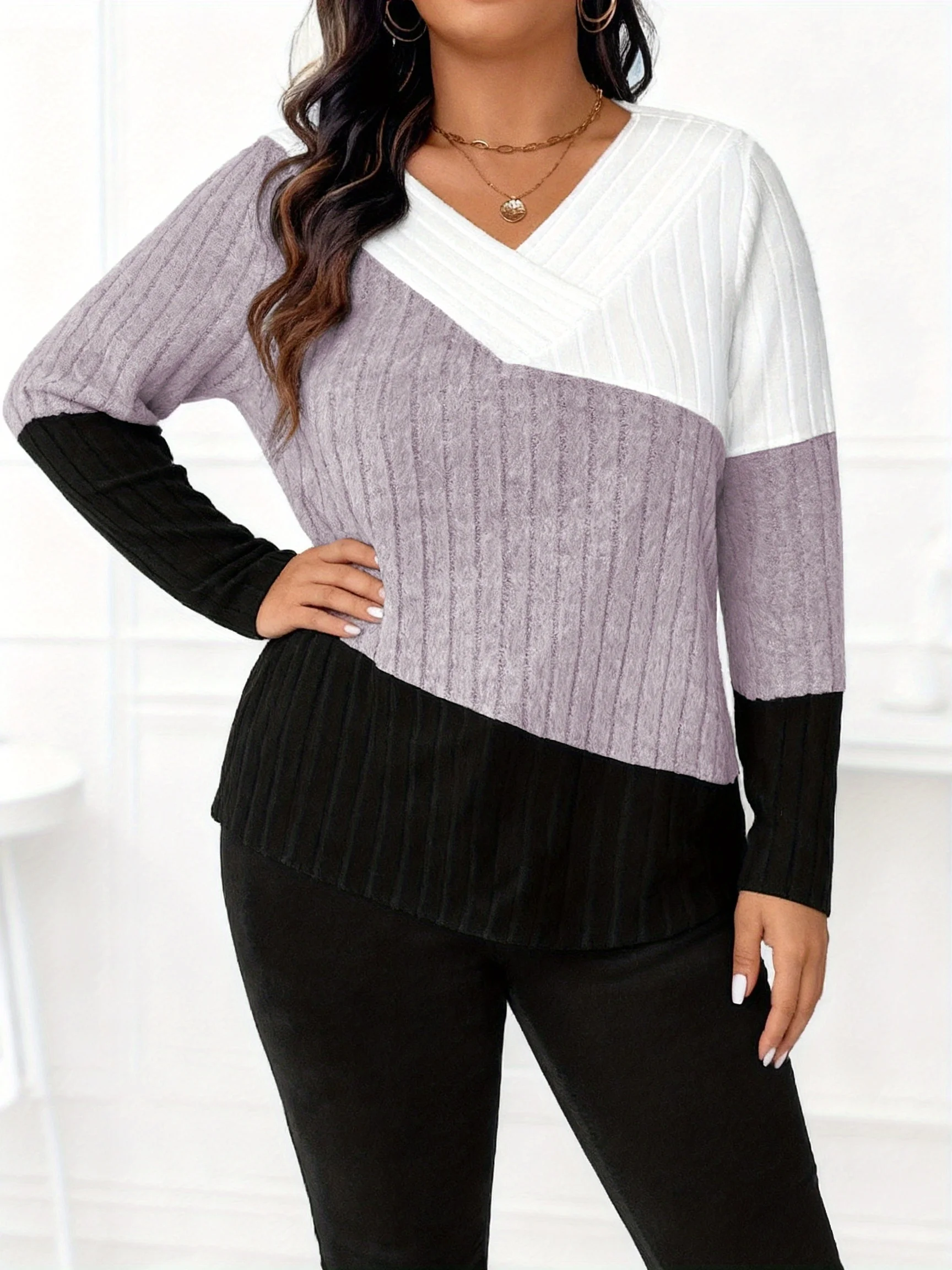 Stilvoller Plus-Size Damen-Pullover mit Farbblock-Design und V-Ausschnitt für gemütlichen Chic – Detail 14