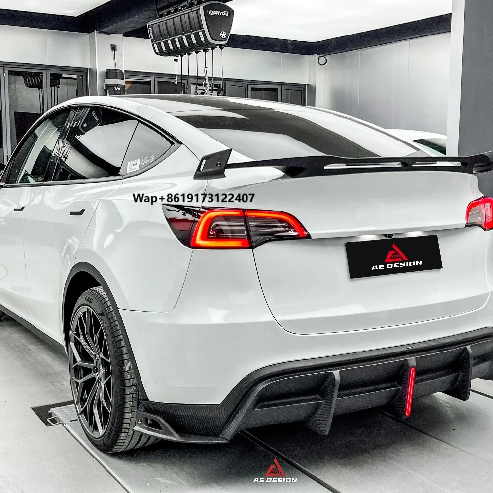 

Customized Modification of Model 3 Carbon Fiber Rear Wing and Lip Modification Accessories