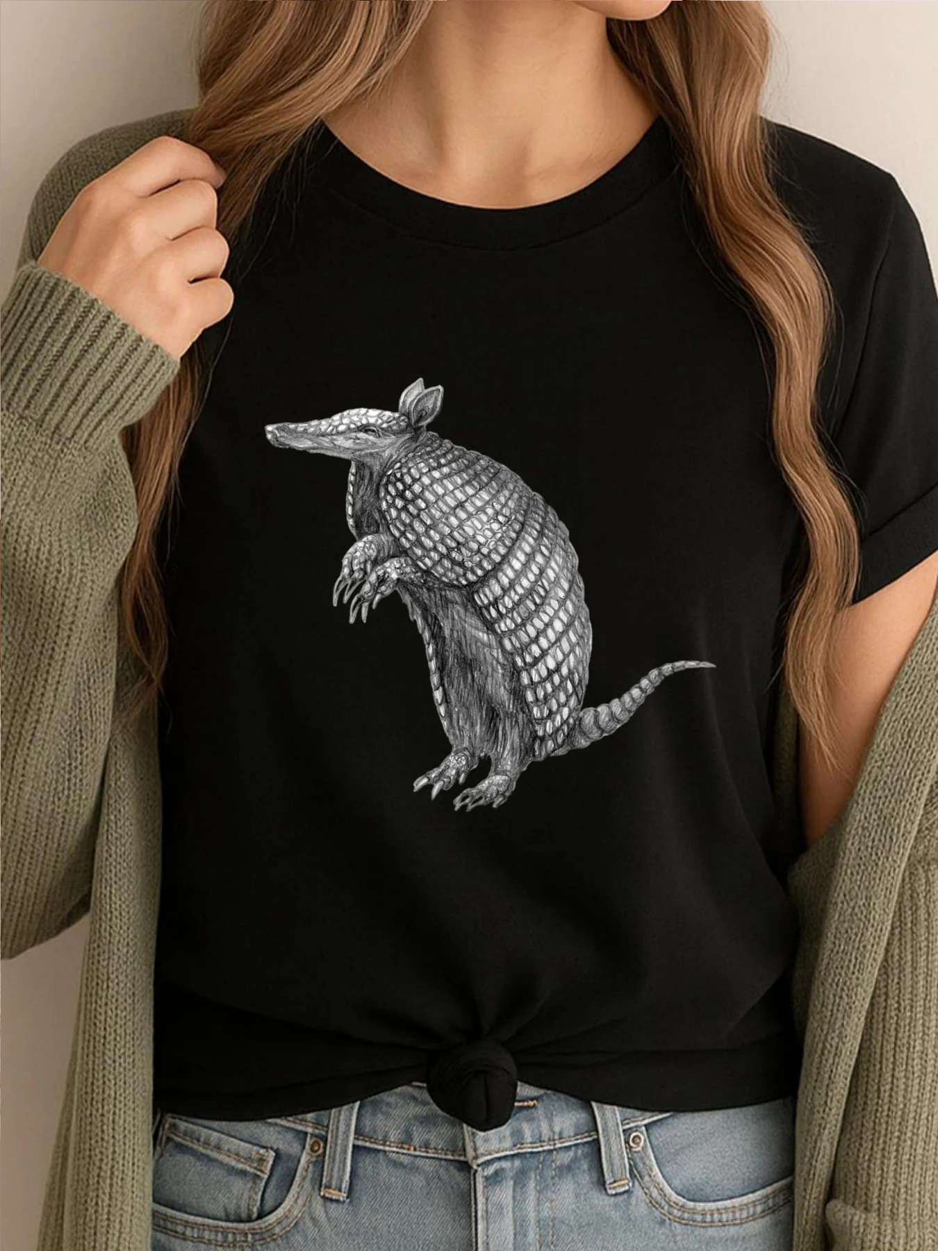 

Pencil Drawn Armadillo Graphic T Shirt Mens Classic Shirt Man EU SIZE Korean Fashion Printed Clothes Retro Style