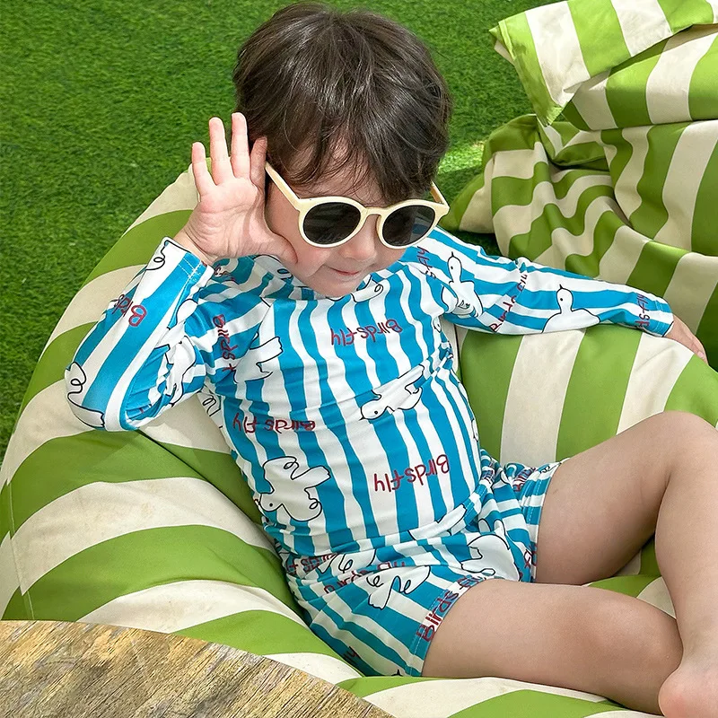 بدلة سباحة قطعة واحدة ملونة للأطفال من WackDaria للأولاد للحماية من الأشعة فوق البنفسجية ملابس شاطئ جميلة منقوشة بدلة استحمام للأولاد للمتعة