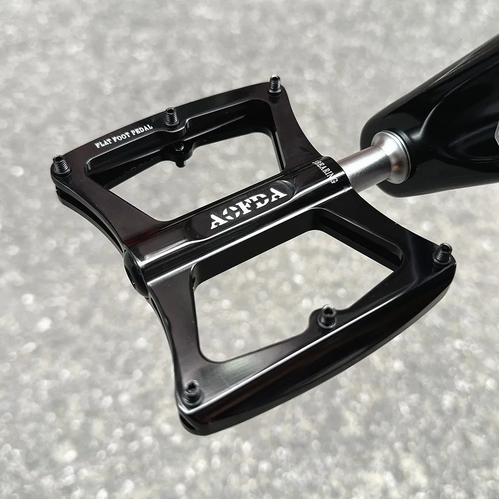 

Сверхлегкие плоские педали для шоссейного велосипеда, герметичные 3 подшипники из алюминиевого сплава с ЧПУ, противоскользящие высокопрочные складные детали педалей велосипеда