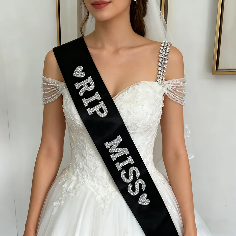 

Bride Sash Last Disco Pearl Sash Bridal Hen Party Favours Diamanté Sparkle Sash Bridal Shower Wedding Engagement Decor Gift