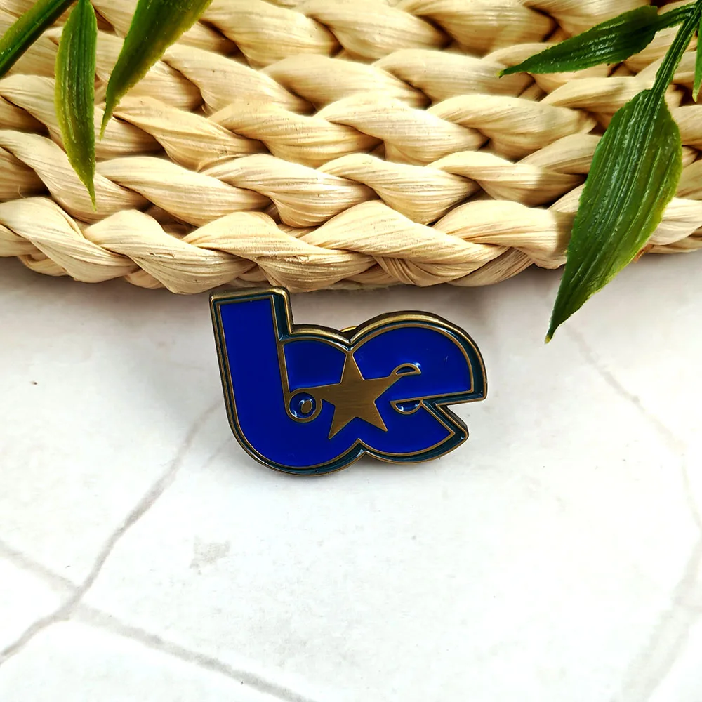 Billie Eilish Personal Identification Brooch Singer Themed Blue Letter Badge Music Enthusiasts Collect Enamel Pins Fans Gifts