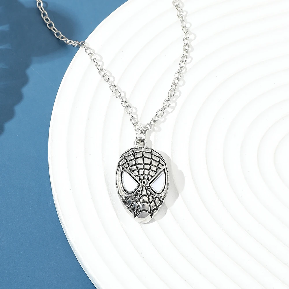 Collar con Colgante de Máscara de Spiderman, Accesorio de Joyería Moderno y Genial para Hombres y Niños, Regalo