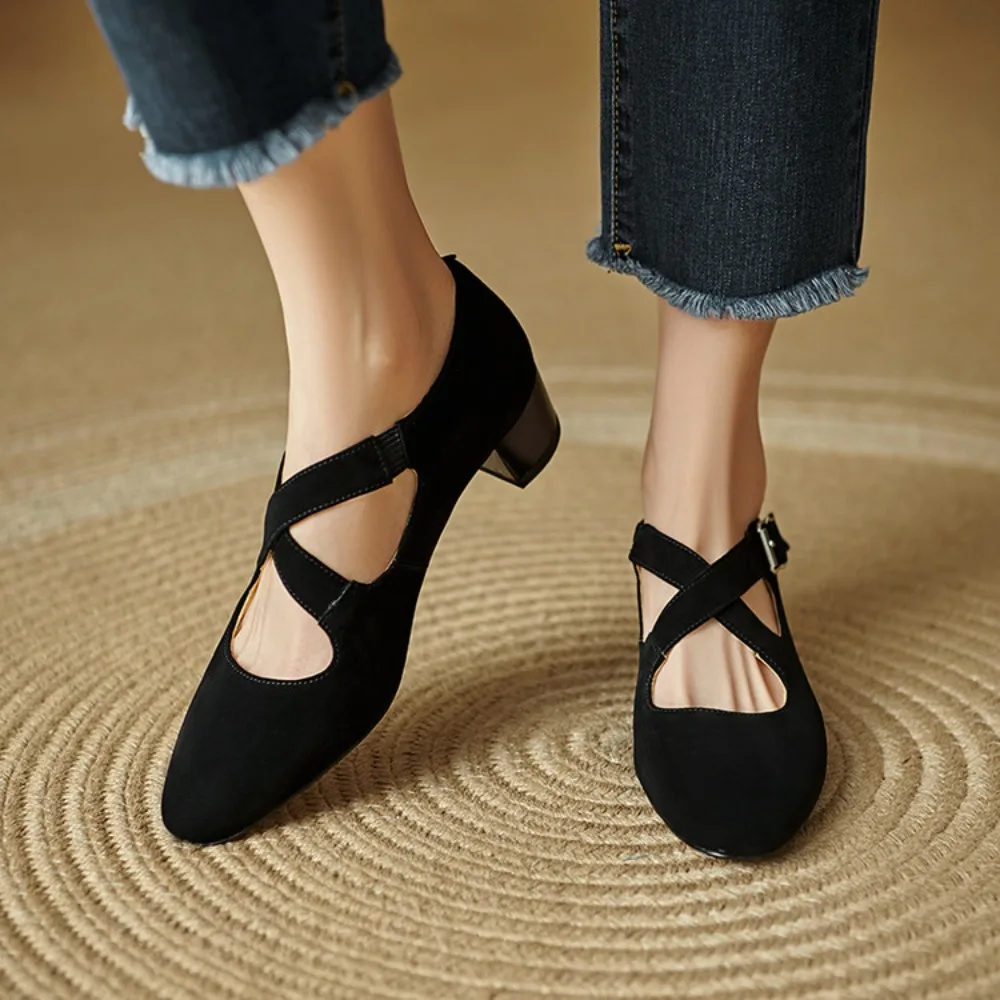 Elegant Women's Ballet Flats, Genuine Leather, Cross-Strap & Pointed Toe, for Rehearsal & Daily Wear