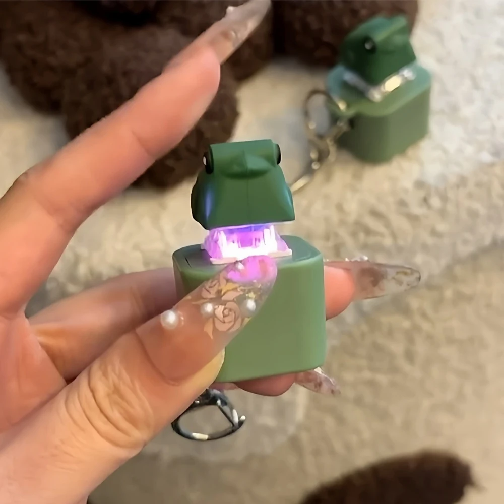 Rana Croaking Fidget Toy Ricaricabile Rana Croaking Portachiavi Rana Croaking Antistress con luci colorate Portachiavi giocattolo