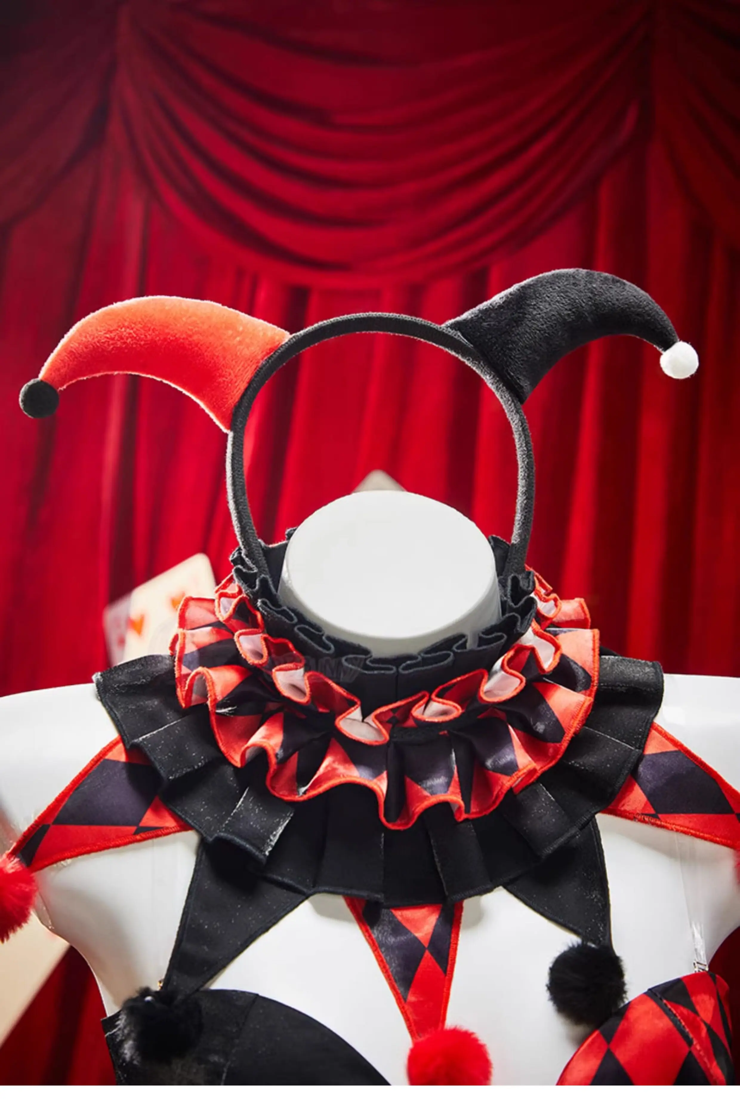 Staggering Number Circus Grotesque Circus Red and Black Gothic Clown Halloween Dress Carnival Party Cosplay Costume view 5