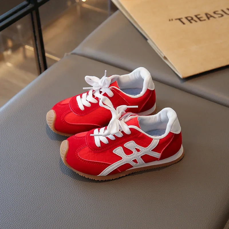 

Children's Sports Shoes 2025 Autumn Training Shoes for Boys and Girls Breathable Fashionable Versatile Walking and Leisure Shoes