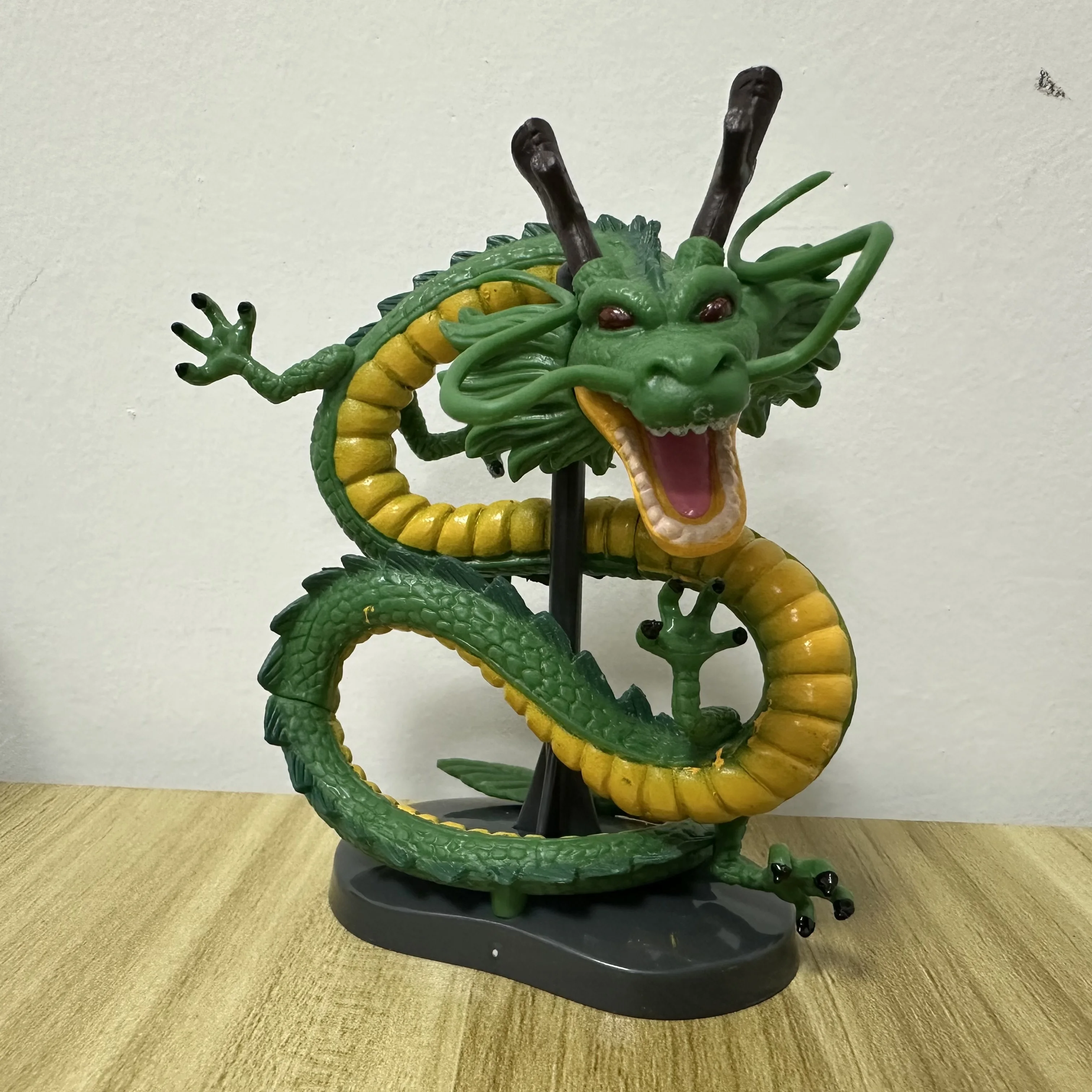 

Статуэтка Драконий жемчуг зет Гоку зеленая Shenron Super Saiyan коллекция подарки на день рождения