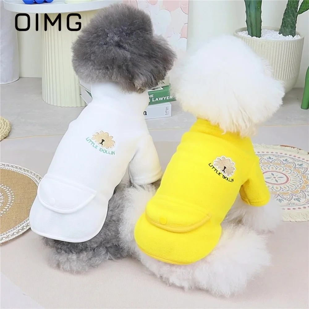 

OIMG 2022 Button Bag Fleece Fabric Warm Autumn Winter Small Dogs Clothing Bichon Spitz Teddy Fashionable Simple Pet Dog Sweater