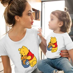 Disney Family Matching Clothes Winnie the Pooh Bear Print Family Look T shirts Mommy and Me T-shirts Mother and Daughter Clothes