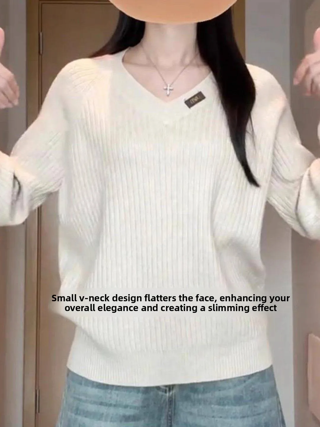 

Loose V-Neck Knitwear Women's plus Size Korean Design Inner Wear Long Sleeve Spring Season Casual Style Regular Fit Color