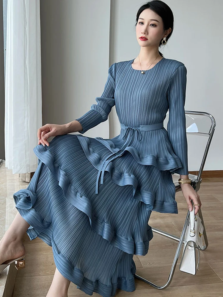 LANMREM Long Pleated Dress Women Round Neck Solid Color Ruffles Cake Belt Dresses Multi-layer Female Elegant Clothing 2R6863