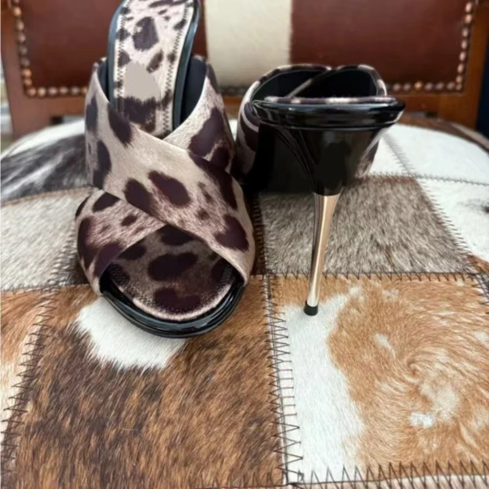 Sexy Style Leopard Print Crisscross Strap Sandals Satin Metallic Silver Stiletto Heel Open-Toe Design Retro Lady Footwear - view 2