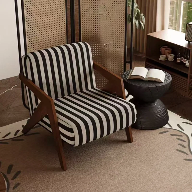 Wooden Frame Lounge Chair 3
