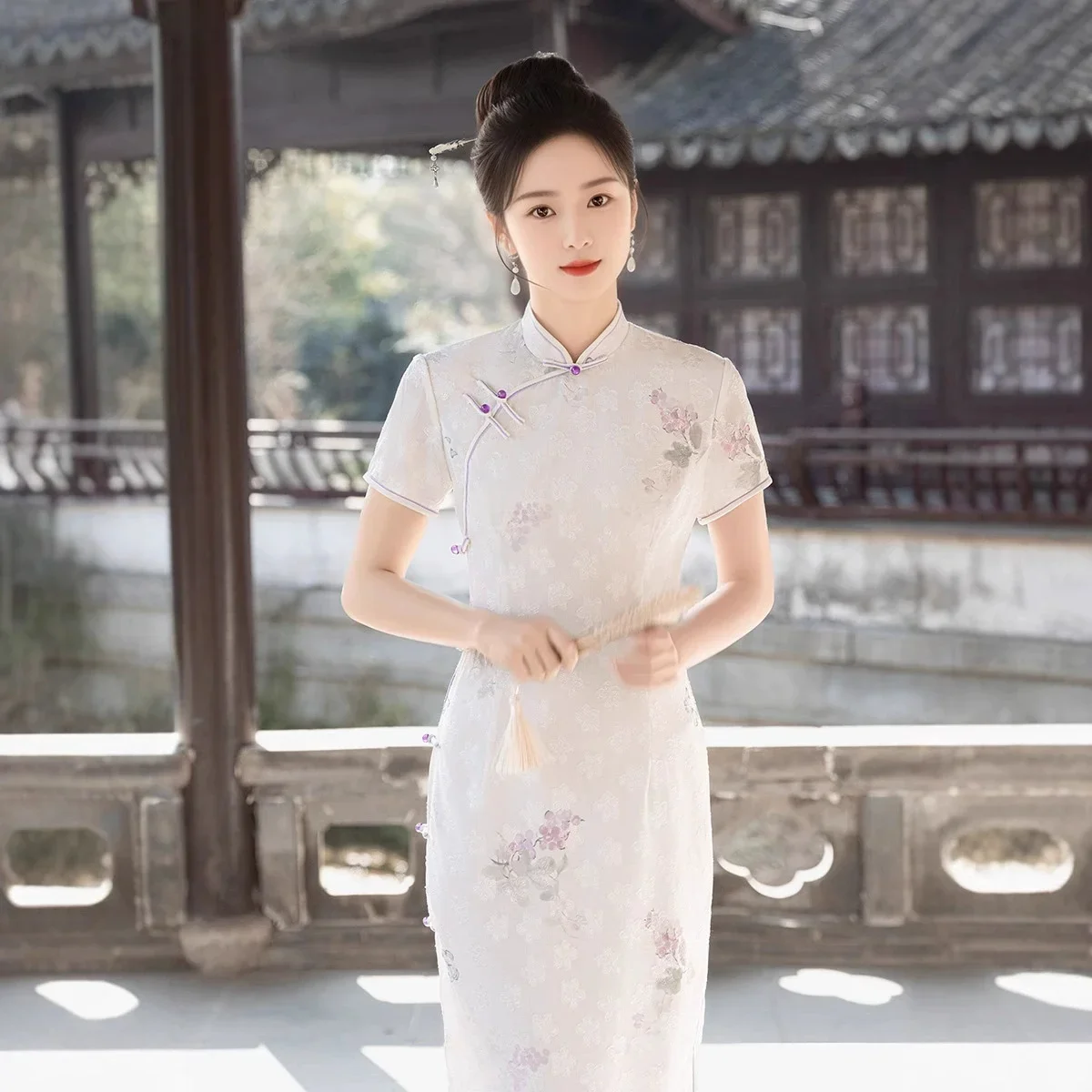 

Улучшенное новое платье Cheongsam с цветочным узором 2022, летнее платье с достойным темпераментом для молодых девушек, облегающее женское платье Qipao