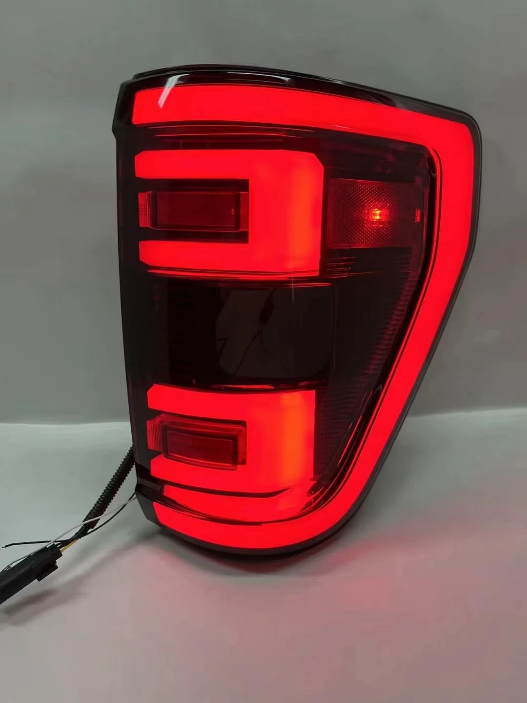 Lanterna traseira LED para F150 2021 2022 Lâmpada traseira traseira para F150 XLT 2021