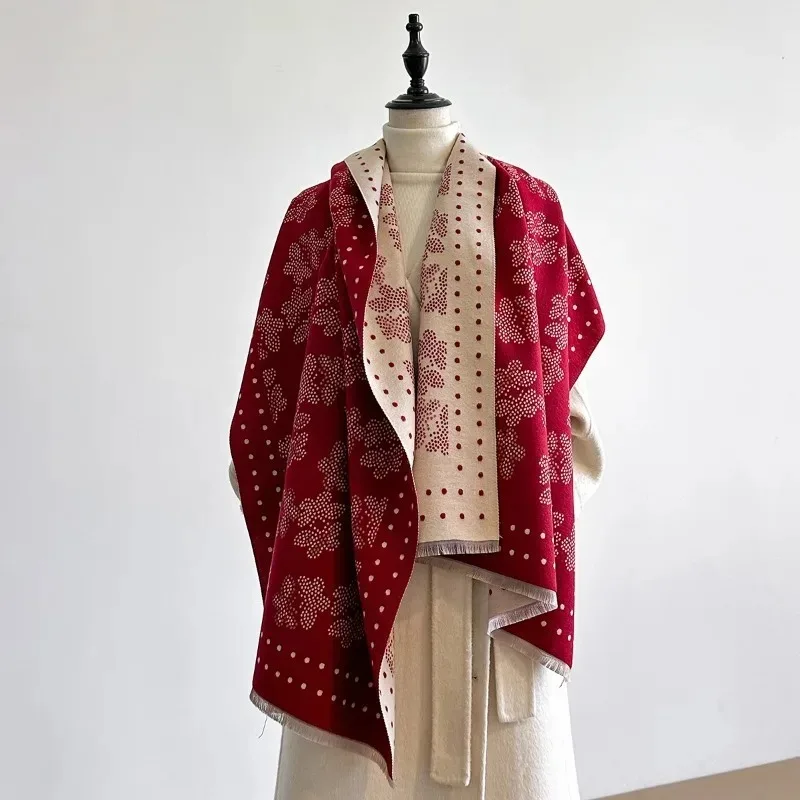 

New luxury butterfly floral print scarf for women, thickened warm cashmere-like neck warmer, reversible and versatile shawl