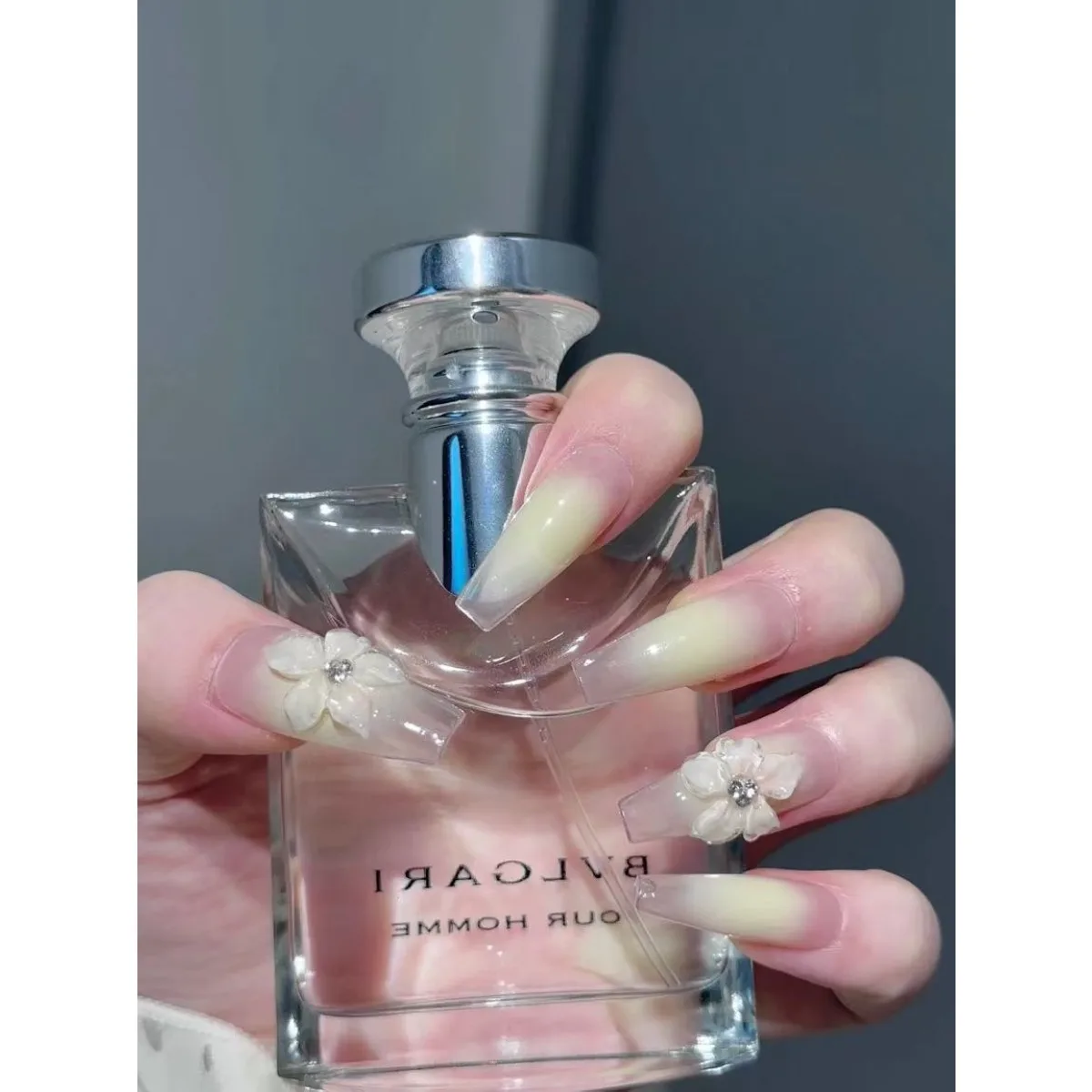 Yellow Gradient Sramen Press On Nails - Achieve a Professional Manicure Look Instantly