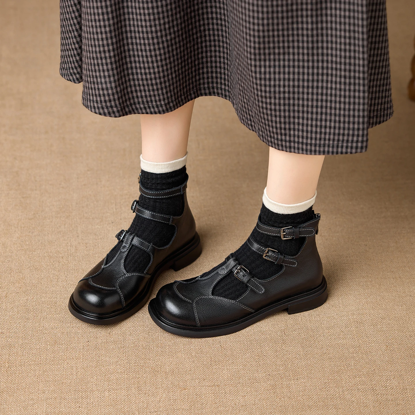 

Fashion Genuine Leather women's Shoes Retro Mary Jane Shoes,Round Toe Loafers,Ankle Strap Footwear Casual shoes,Women's Flats
