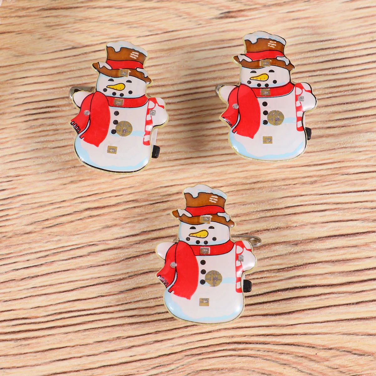 

25Pcs Flashing Brooches Luminous Enamel Pins LED Glowing Badges for Christmas Party Gift Shirt Bag Accessories