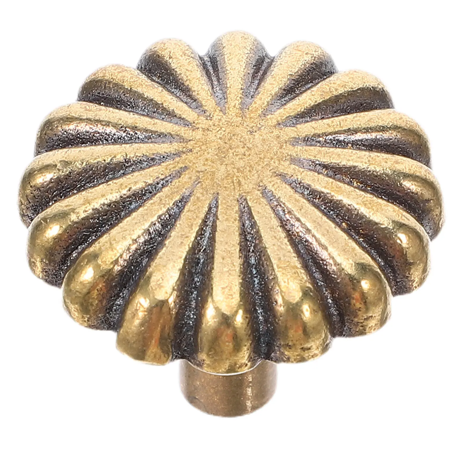 Premium Solid Brass Flower Shaped Cabinet Knobs Elegant Daisy Design Drawer Pulls for Closet Dresser Cupboard Kitchen Retro
