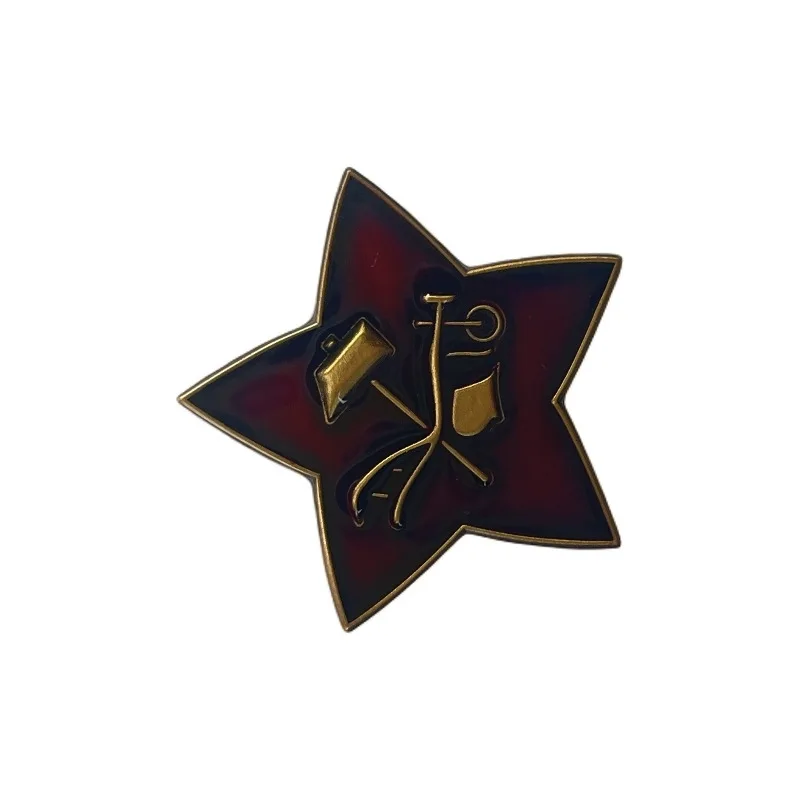 1pc Soviet Red Star Hammer Sickle Enamel Pin Communist Worker Design, Historical Socialist Style for Daily Wear