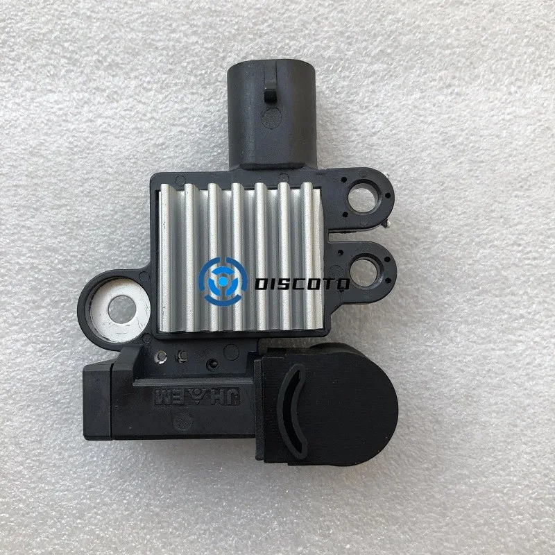 

1 pc for Wuling Hongguang V1.5 S Xinrongguang 1.5 Baojun 360 generator regulator