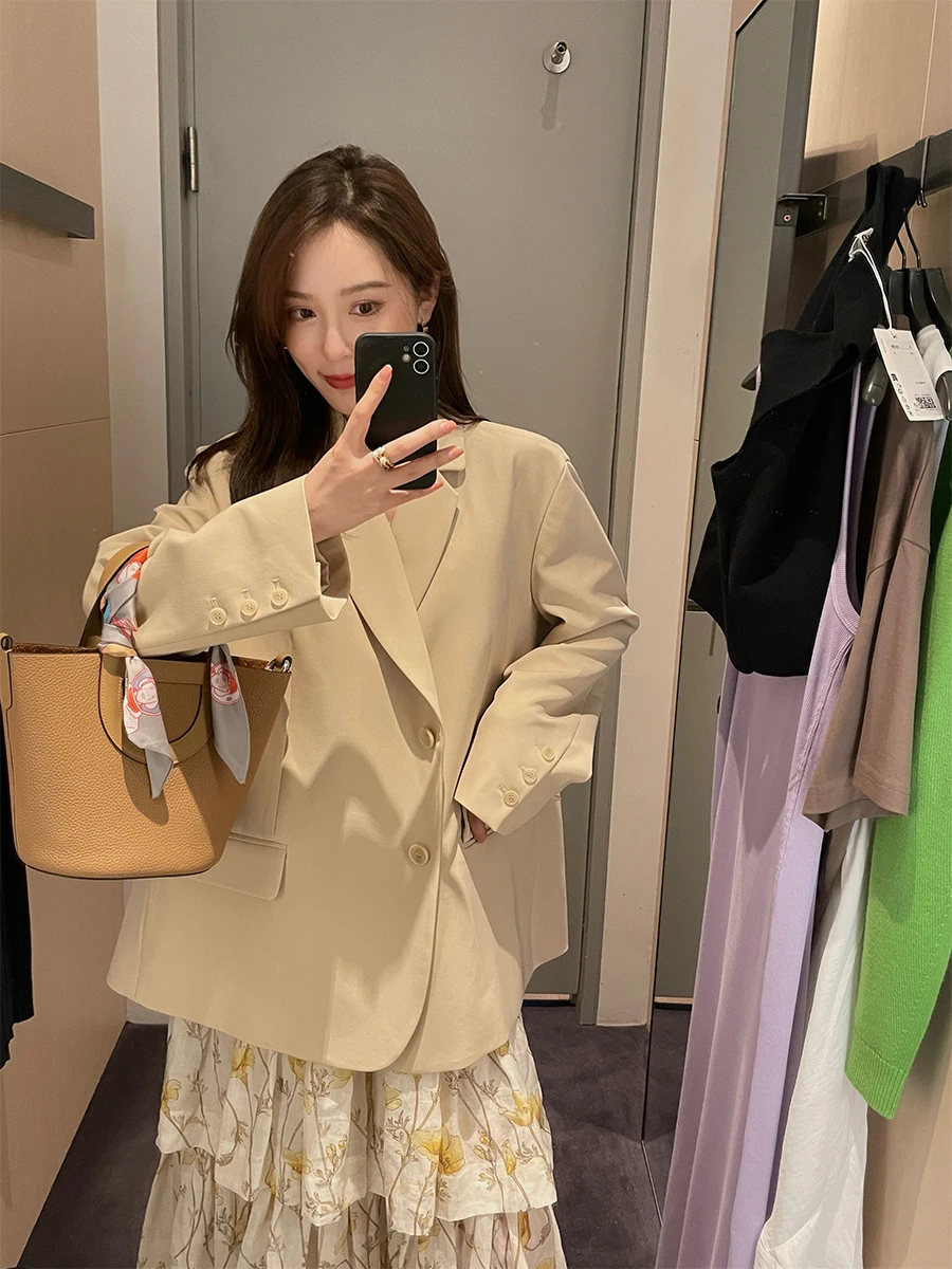 

Повседневный костюм Yum Star свободного кроя, новинка 2023 года, модный женский пиджак для работы, с длинными рукавами, стильный и модный.