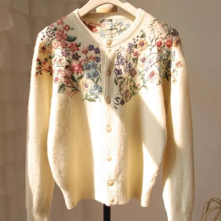 

2025 женский бежевый кардиган Fair Isle, тяжелый вязаный свитер с вышивкой, винтажный свободный пуловер, осенне-зимнее пальто