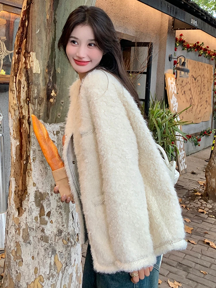 LANMREM Korean Style Fur Short Jackets For Women Round Neck Pockets Single Breasted Coat Fashion 2024 Winter New Clothing 2VV292