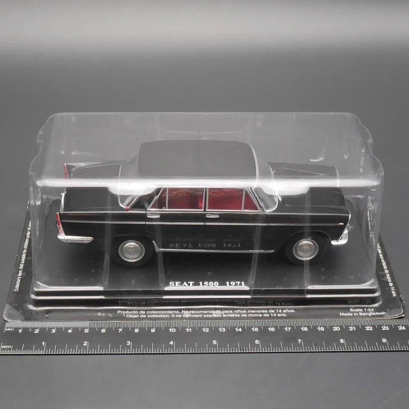 Ixo 1:24 Seat 1500 1971 Simulatie Legering Model Auto Statische Collectie Versierd Vakantie Geschenken Speelgoed