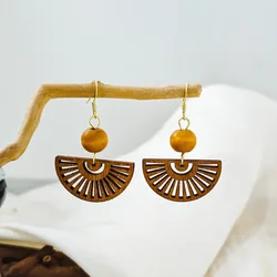 New Chinese Style Retro Hollowed Out Coffee Colored Fan Earrings with A Niche Design Feel, Wooden Ethnic Style Earrings