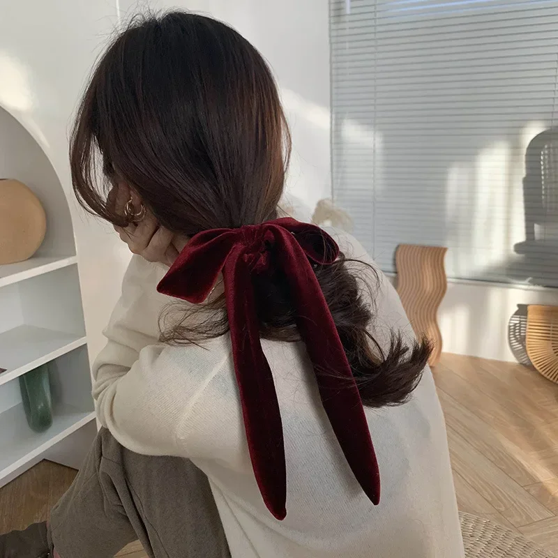 Scrunchies per capelli lunghi in nappa di velluto Vintage Bowknot donna porta coda di cavallo Streamer archi fasce per capelli elasticizzati