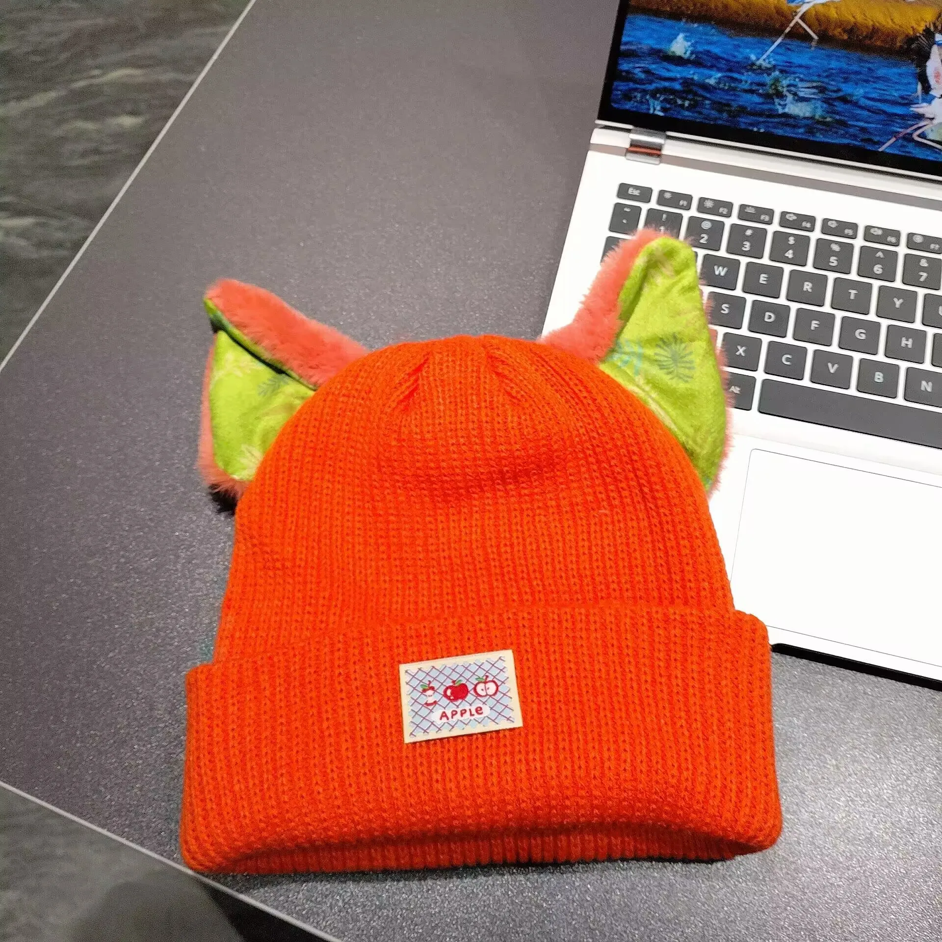 アニメかわいい漫画ズートピアぬいぐるみニット帽子ジュディニック冬子供暖かいかわいいカップルキャップトレンディな多用途アニメファンギフト