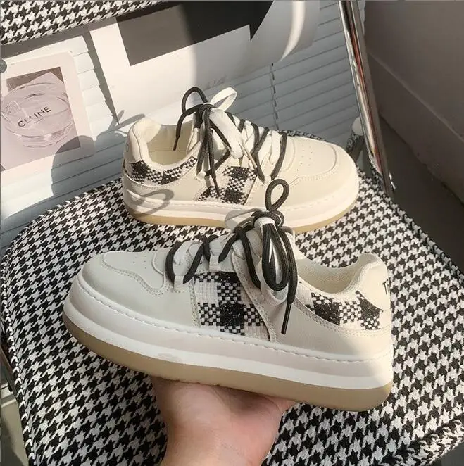 Japanese fashion Big Head Shoes 2023 Summer New women Shoes Thick Sole Fashion Women's Little White Shoes Trend