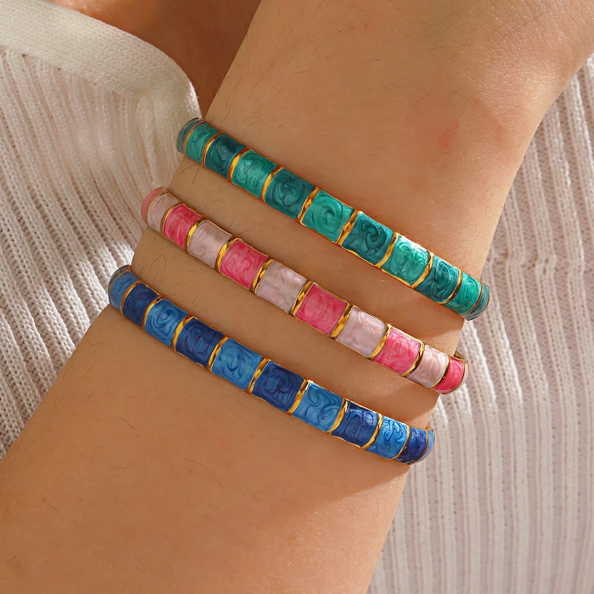 Colorful Swirl Enamel Bangle Bracelet for Women Gold Trim Grid Segmented Stainless Steel Cuff Wristband Jewelry Party Gift