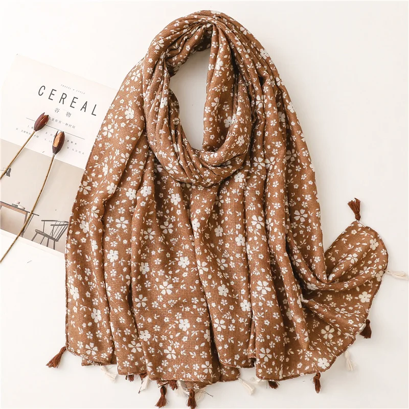 Autumn Fashion Brand Bohemian Ethnic Floral Tassel Viscose Shawl Scarf Lady Soft Pashmina Hijabs and Wraps Bufandas Muslim Sjaal