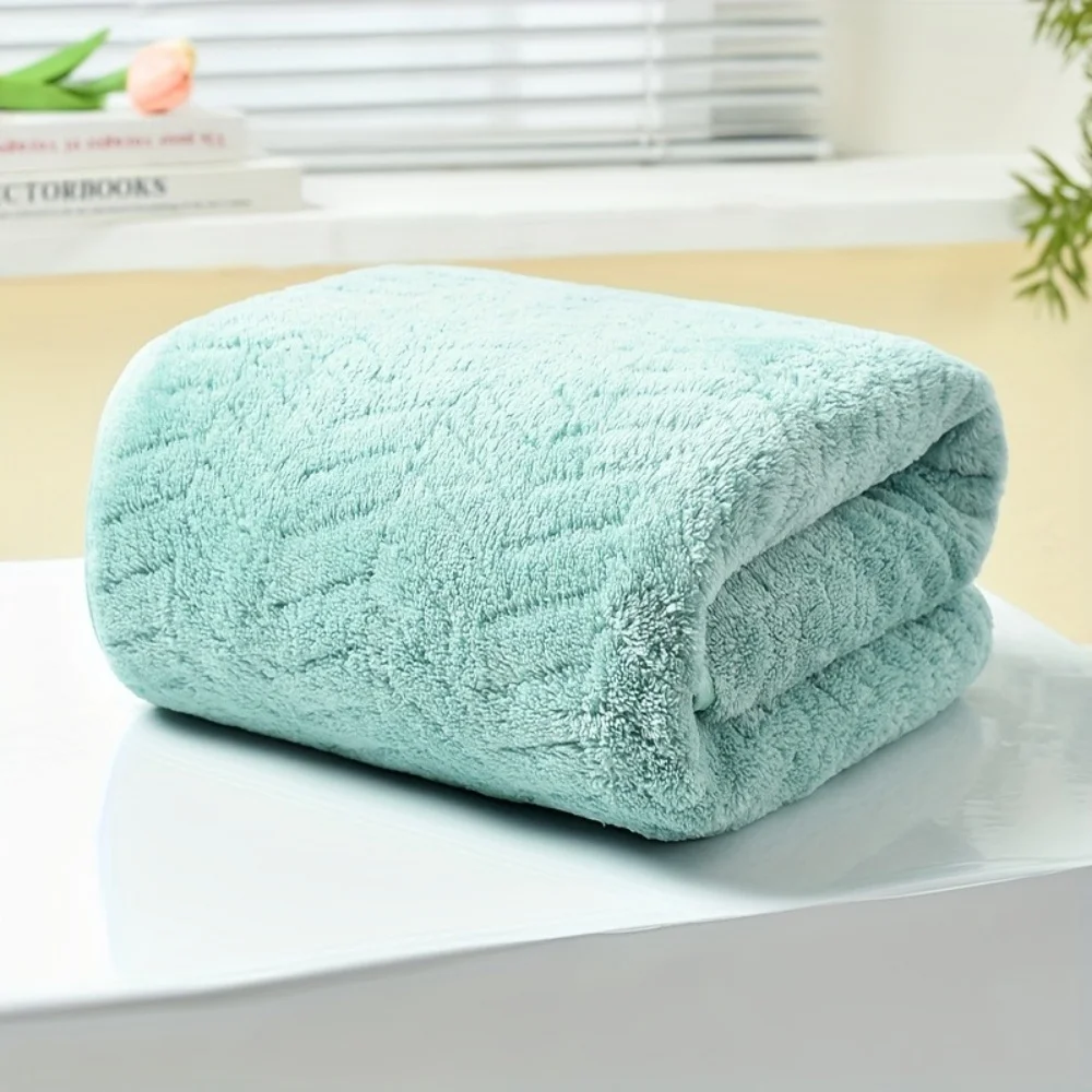 High Quality Thick Coral Velvet Bath Towels, Soft and Absorbent Towels, Sports Beach Towels for Home and Hotel Use
