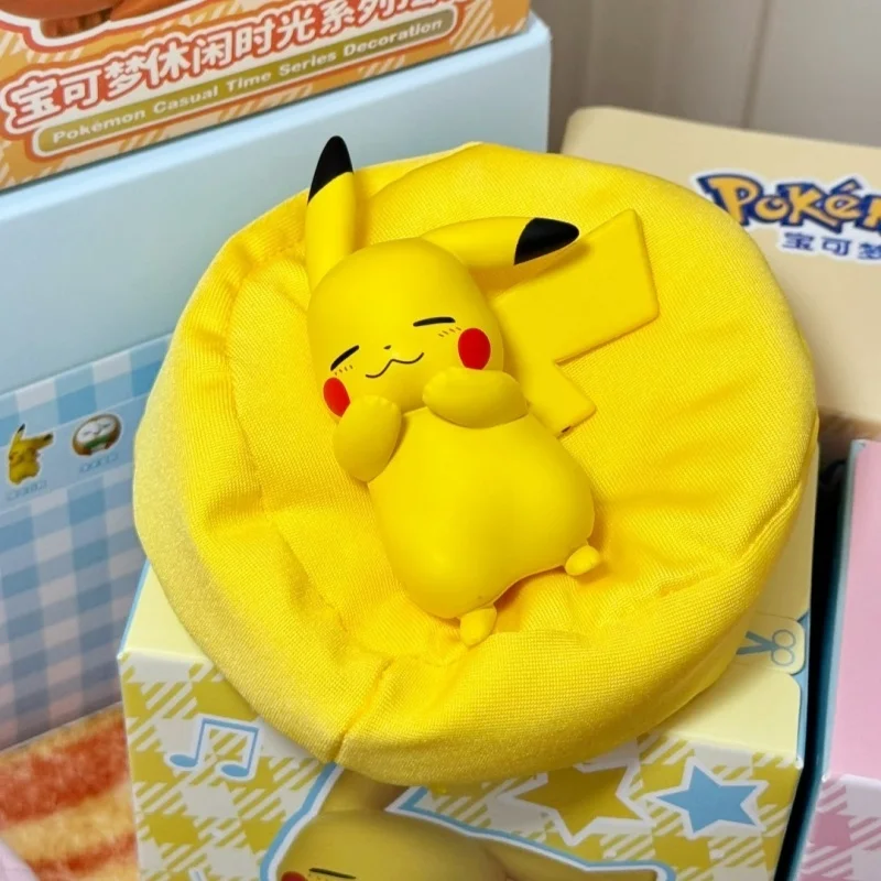 Коллекционная фигурка-сюрприз Pokemon Eevee в спящей позе: Sylveon, Umbreon, Flareon, Jolteon, Eeveelution. Подарки на день рождения.