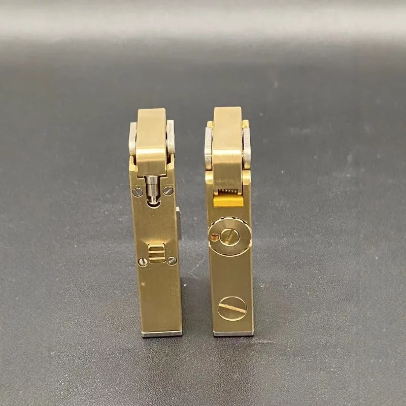 Handmade brass 8th generation automatic ignition mechanical armored dragon tongue lighter one-click ejection fuel lighter