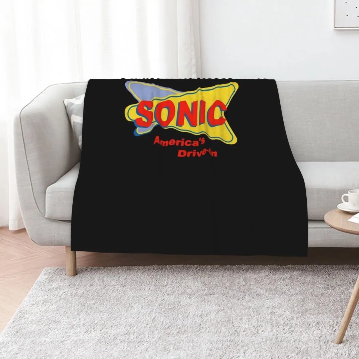 Sonic America&x27;s drive-in Fast Food Logo Red Essential T-Shirt Throw Blanket Cozy Napping Blanket Gift for Mom Dad