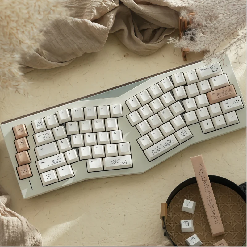 

Sand Dune Cat Theme Keycaps Complete Set Small Font PBT Material Five Sided Heat Sublimation Cherry/MOA Height 144 Key Ergonomic