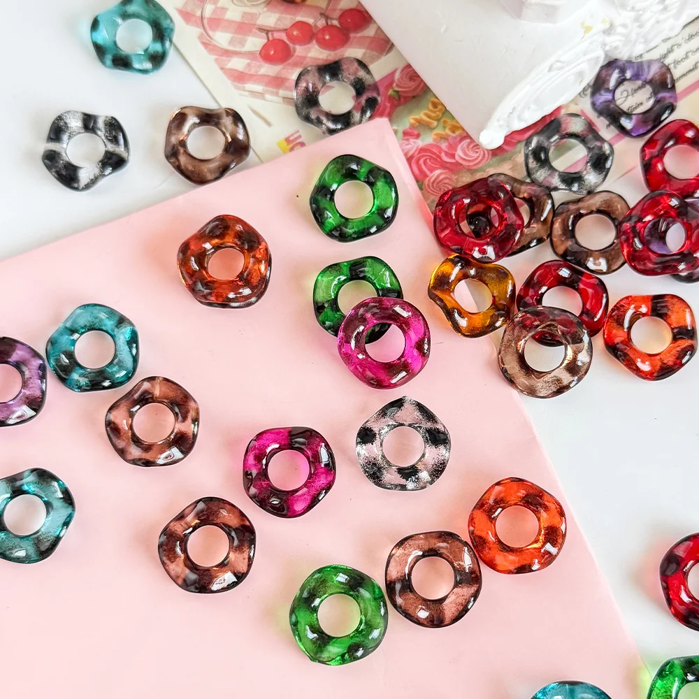 

Cordial Design 300Pcs 16*16MM DIY Acrylic Beads/Leopard Print Effect/Hand Made/Wave Shape/Jewelry Findings & Components #19175